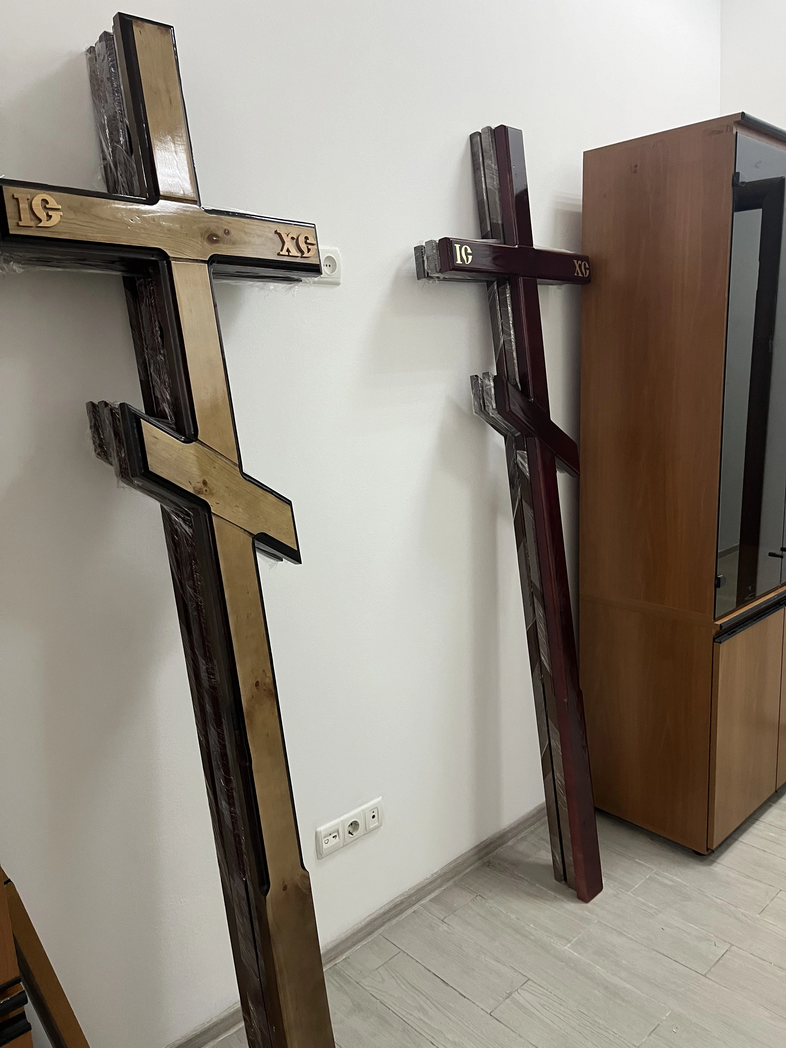 Православні хрести для поховання у бюро «Вознесіння»